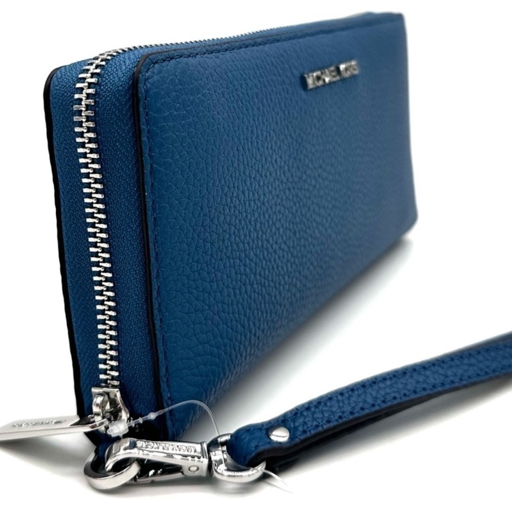 Michael Kors Large Continental Wallet Wristlet Teal (NWT) - Picture 4 of 9